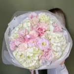 Монобукет из пионов